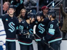 O esforço de 2 gols de Shane Wright leva Kraken a ultrapassar Maple Leafs