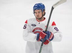 Ausente do véu contre le Wild, Alexandre Texier saute sur la glace