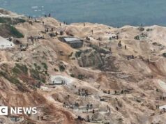 Mais de 200 mortos em desabamento de mina na República Democrática do Congo