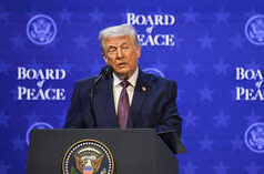 Enviado de Trump elogia negociações “positivas” com Israel enquanto este continua a bombardear Gaza