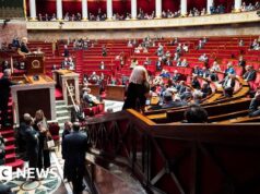 França toma medidas para abolir conceito de dever conjugal de fazer sexo