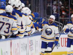 Les Sabres passaram por CH