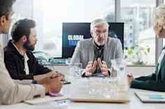 Salesforce Analysis: Em todo o C-suite, a confiança é a chave para escalar a IA agente