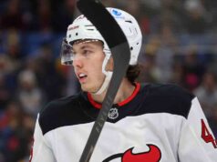 Devils colocam D Luke Hughes no LTIR, lembre D Colton White