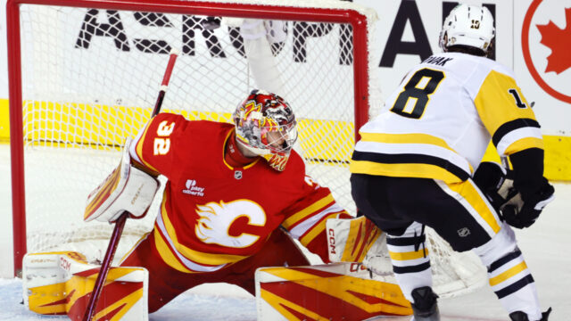 Flames-vs-Penguins-2.jpg