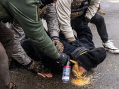 Trabalhadores de tecnologia pedem que CEOs se manifestem contra o ICE após o assassinato de Alex Pretti