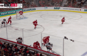 Luke Hughes fora do resto da viagem dos Devils após sofrer uma lesão contra o Flames