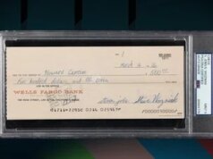 Cheque da Apple assinado por Steve Jobs é vendido por 4.800× seu valor unique