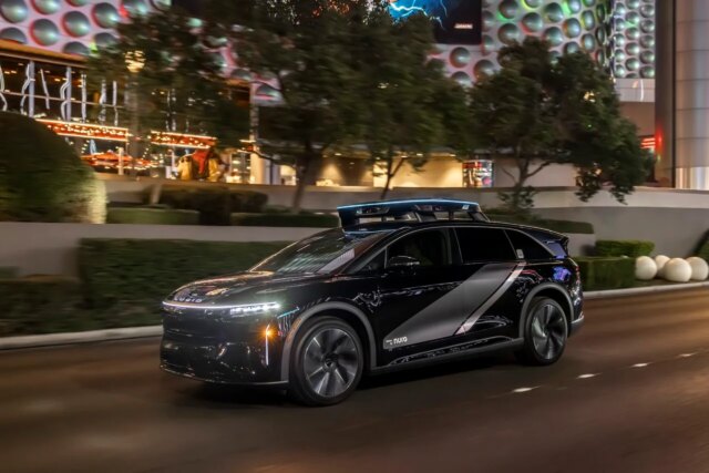 Uber-Lucid-Nuro-Robotaxi-1280x853.jpg