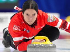 Kerri Einarson e Kaitlyn Lawes vencem a abertura dos playoffs dos Scotties
