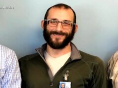 Os pais de Alex Pretti dizem que as alegações da administração sobre seu filho são "repugnante"