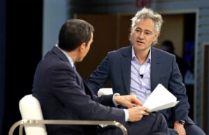 O CEO da Palantir afirma que a IA será tão boa que as pessoas pararão de imigrar