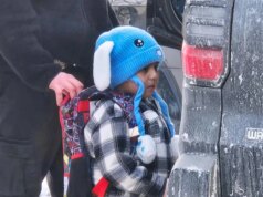 Juiz impede o ICE de deportar ou transferir criança de 5 anos e seu pai