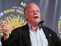 O cofundador da Ben & Jerry’s pede que o ICE seja ‘desfinanciado e dissolvido’: ‘Isso não é liberdade’