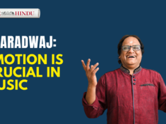 Assista: Entrevista do compositor musical Bharadwaj: Minha história de sucesso | AR Rahman | Ilaiyaraaja
