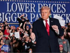 Sessão de estratégia: equipe de Trump se reúne em mensagens de meio de mandato com foco na economia