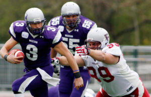 Ex-quarterback Michael Faulds assume como técnico de futebol ocidental