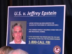 Informante disse ao FBI que Jeffrey Epstein tinha um ‘hacker pessoal’