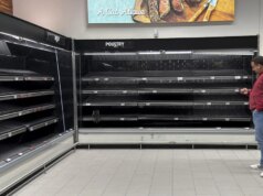 Americanos se preparam para neve, gelo e clima frio