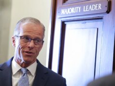 Prazo de paralisação do governo a poucas horas de distância, enquanto o Senado trabalha para aprovar o acordo