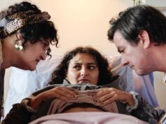 Crítica de mamãe, estou grávida de um alienígena: o terror corporal encontra a comédia Kiwi nesta joia de ficção científica absolutamente ultrajante