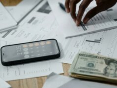 Este aplicativo com tecnologia de IA permite que você veja exatamente para onde seu dinheiro está indo