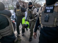 O governador republicano acredita que Trump está recebendo ‘maus conselhos’ sobre imigração em meio à indignação com o tiroteio no ICE