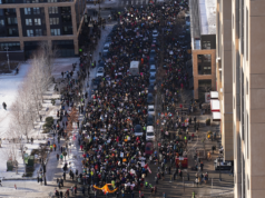 Milhares marcham por Minneapolis, aglomeram-se no Goal Heart exigindo a remoção do ICE de Minnesota