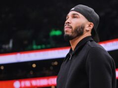 Relatório: Jayson Tatum, do Celtics, considerando ficar de fora durante toda a temporada 2025-26
