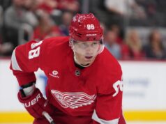 Kane, do Pink Wings, empata com Modano como jogador americano com maior pontuação