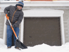 Remover a neve com pá pode representar um risco perigoso para a saúde de um grupo, alertam especialistas
