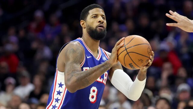 paul-george-readies-to-shoot-76ers.jpg