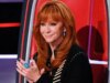 Reba McEntire revela como Vince Gill e Dolly Parton a ajudaram após trágicas mortes da banda