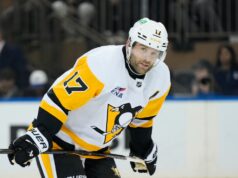 Bryan Rust, dos Penguins, terá audiência sobre Brock Boeser, dos Canucks