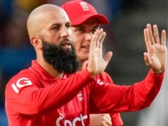Moeen se junta a Yorkshire para o Blast após reverter a aposentadoria do condado