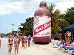 Autoridades alteram alerta de viagem para ponto quente das férias de primavera enquanto alertam sobre ‘agressões sexuais’