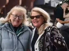 Dia das mães: O que está acontecendo entre as mães de Taylor e Travis?