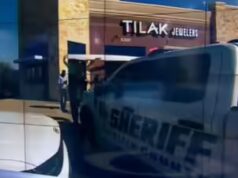 Golpe de US$ 55 milhões direcionado a idosos: duas joalherias indianas foram invadidas no Texas, as vítimas foram instruídas a comprar ouro para evitar a prisão