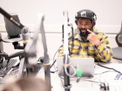 O podcast da prisão ‘Ear Hustle’ ajudou a obter o perdão do apresentador. Agora veja ao vivo em LA