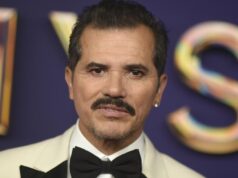 John Leguizamo não quer nada dos fãs que apoiam o ICE em meio a repressões fatais: ‘Deixe de me seguir’