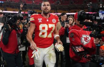 Travis Kelce sobe na lista de recepções de todos os tempos da NFL enquanto pensa em se aposentar