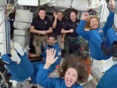 Nova tripulação chega à Estação Espacial Internacional para aumentar o número de volta para 7