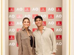 Sarah Murdoch e Pia Whitesell lideram as glamorosas chegadas de celebridades no Aberto da Austrália, enquanto o evento de tênis apresenta a lista de convidados mais importantes de todos os tempos