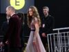 O present deve continuar! William e Kate deslumbram ao chegar aos BAFTAs a um mundo de distância do escândalo de Andrew