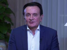 AstraZeneca está listada em Nova York, enquanto a Huge Pharma equilibra o enorme mercado dos EUA com a inovação tentadora da China