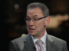 Pfizer supera estimativas trimestrais apesar do declínio dos produtos da Covid, reafirma perspectiva modesta