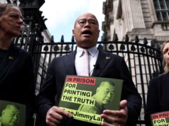 ‘Desprezível e repreensível’: China ataca expansão do esquema de vistos no Reino Unido após condenação de Jimmy Lai