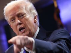 Trump aumentará tarifas globais de 10% para 15%, “com efeito imediato”