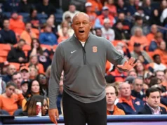 Os problemas de Syracuse são grandes o suficiente para que até Carmelo Anthony esteja pesando