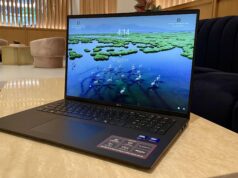 Testei mais de 35 PCs ultraportáteis com Home windows no ano passado, mas apenas um parece desafiar a física